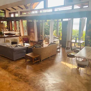Homeonthenile Jinja